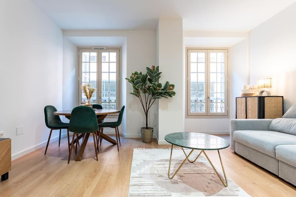Premium Flat In Malaga Center With Free Parking Apartment Ngoại thất bức ảnh